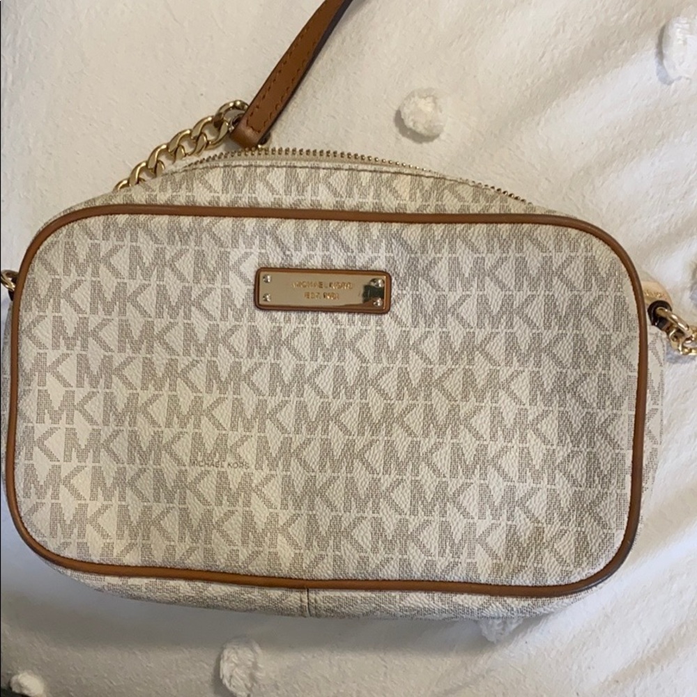 Michael Kors Crossbody